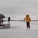 Z bruslen�. Vep�edu Ivanka a vzadu Evi�ka.